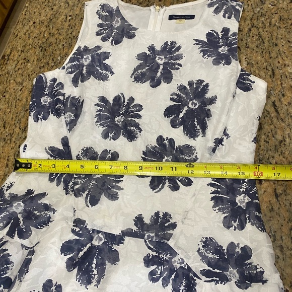 Tommy Hilfiger Floral Sleeveless Dress - Picture 6 of 11